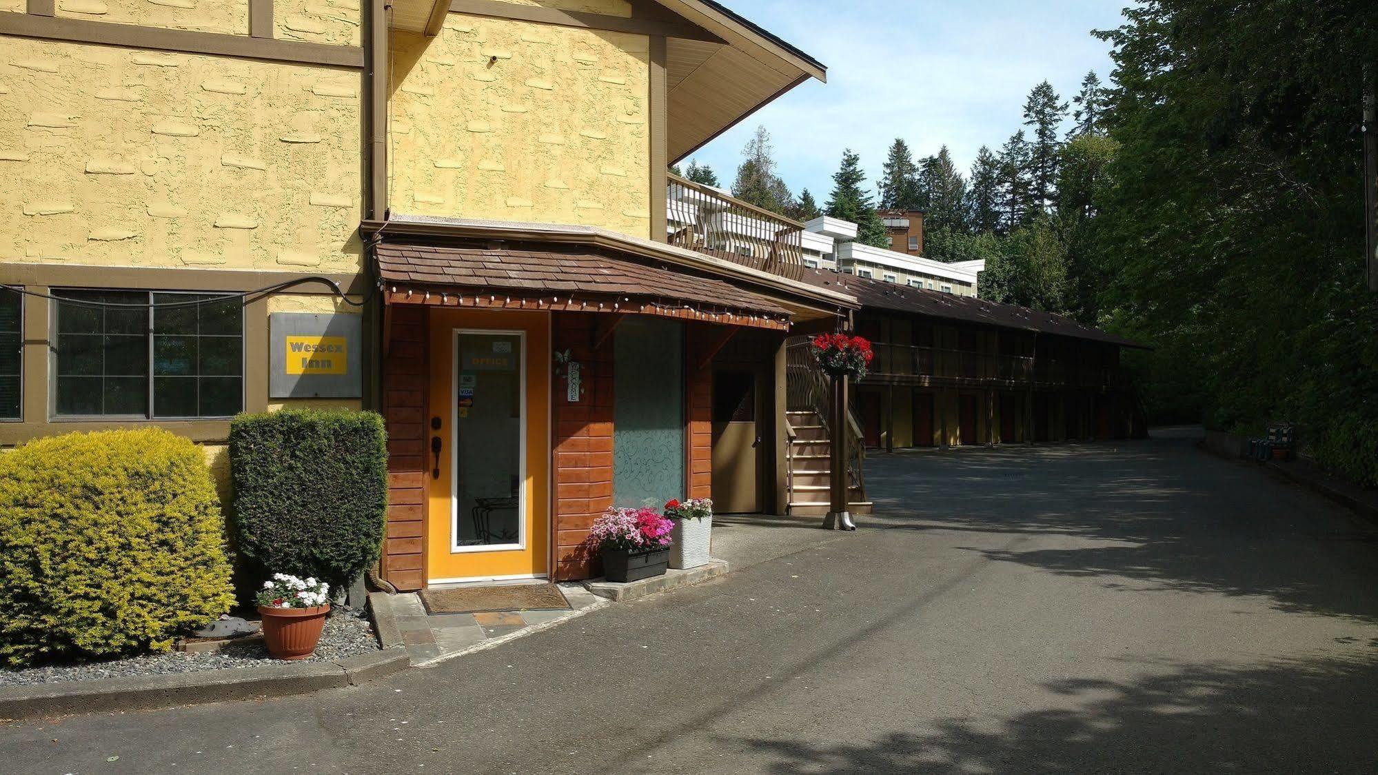 Wessex By The Sea Inn Cowichan Bay
